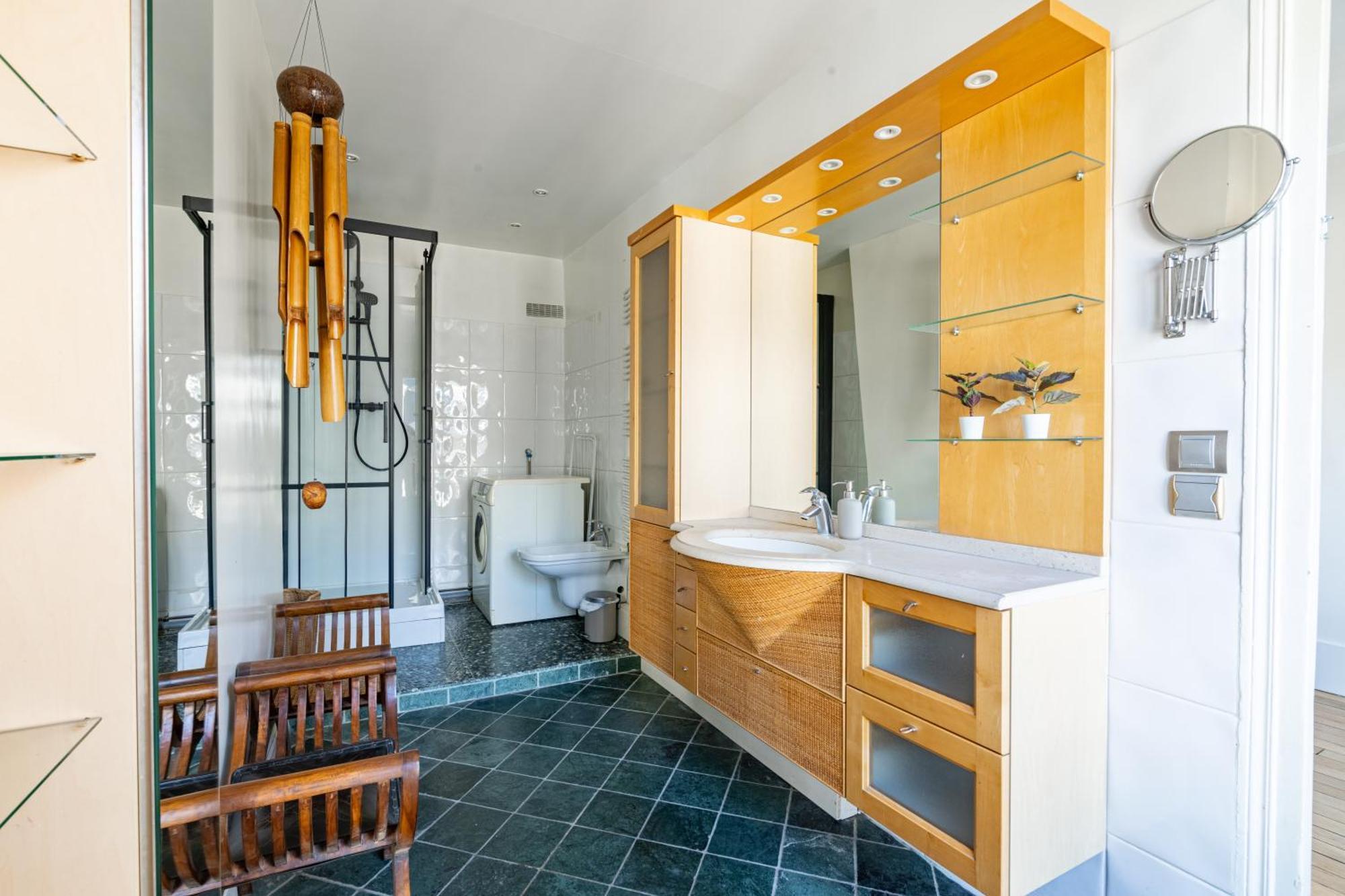 Appartement Quartier La Madeleine Free Netflix Parijs